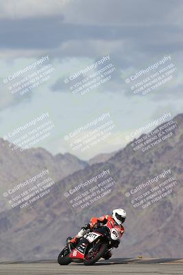 media/Nov-16-2025-Race Pace (Sun) [[8c5fa54630]]/Verified Riders/5-Turn 9 (1135am)/